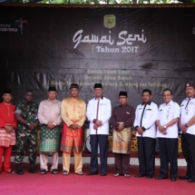 Foto bersama Wakil Wali Kota Tanjungpinang H Syahrul SPd beserta Plt Kadisparbud Kota Tanjungpinang Raja Kholidin S Sos beserta jajaran kepala OPD dan FKPD Tanjungpinang.