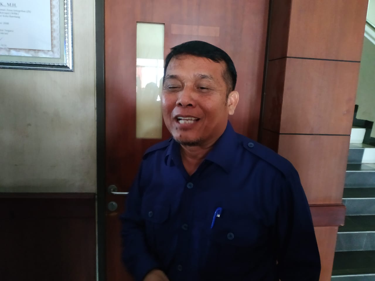 Kadishub Kepri Jamhur Ismail saat jeda pemeriksaan di Polres Barelang