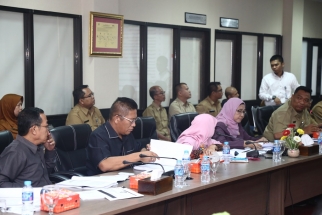 Jajaran Komisi III DPRD Kepri saat rapat mitra bersama Diskominfo