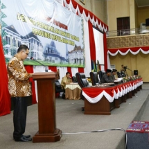 Jubir Pansus Surya Makmur Nasution saat menyampaikan hasil laporannya