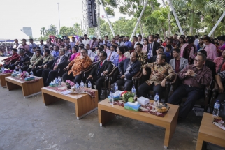 Pimpinan DPRD Kepri bersama sejumlah anggota saat hadir di Perayaan Paskah