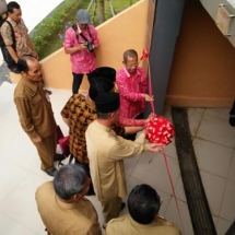 Proses pembukaan Museum Keliling Kebangkitan Nasional oleh Wakil Wali Kota Tanjungpinang H Syahrul