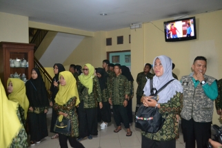 Rombongan Meninjau Panti Asuhan Bayi Sehat Muhammadiyah Cabang Sukajadi