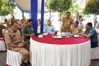 Sekdako Tanjungpinang Riono bersama Kadis Perkim Kepri Heru Sukmoro