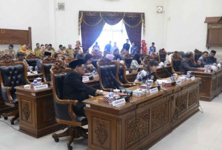 Suasana Paripurna Propemperda