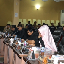 Suasana sidang paripurna