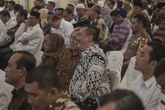 Terlihat Ketua Komisi III DPRD Kepri Widiastadi Nugraha saat ikut sidang paripurna