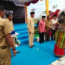 Wakil Wali Kota didampingi Sekdako Riono saat pembukaan pameran Museum Keliling Kebangkitan Nasional