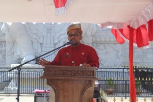 Wali Kota Tanjungpinang H Lis Darmansyah menyampaikan kata sambutan.