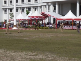 Penampilan Marching Band IPDN pada Peringatan HUT Otonomi Daerah (OTDA) dan Tagana Indonesia