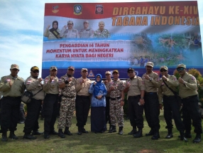 Kabid Linjamsos Hanizar Foto Bersama Tagana Kepri