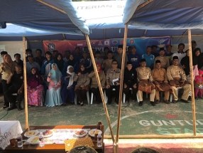 Panitia Kegiatan Foto Bersama Kadissos Kepri, Narasumber Kementrian dan Tokoh Masyarakat Setokok