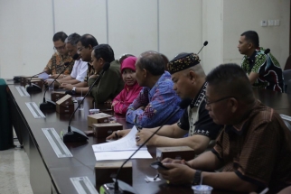 Jajaran Komisi III DPRD Kepri saat rapat di Bappenas