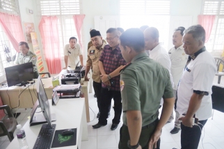 Komisi III DPRD Kepri saat berada di Kantor KPHL