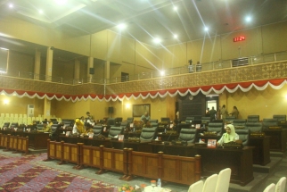 Suasana sidang paripurna