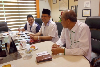 Wakil Ketua Komisi III Surya Makmur nasution dengan Anggota Komisi III Irwansyah