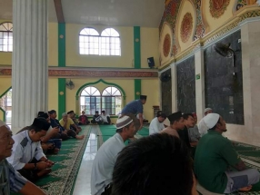 Jamaah Masjid Jami Nurul Huda Tanjungriau