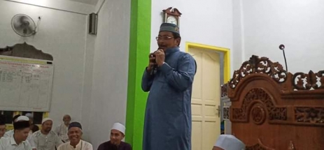 Nurdin saat menyampaikan ceramah di Surau Nurussalam, Jalan Pramuka, Tanjungpinang
