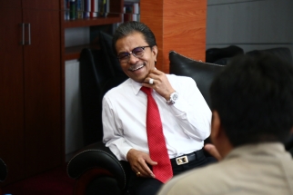 Ketua DPRD Kepri, Jumaga Nadeak