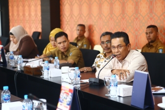 Anggota Komisi I DPRD Kepri, Khazalik menyampaikan pandangannya