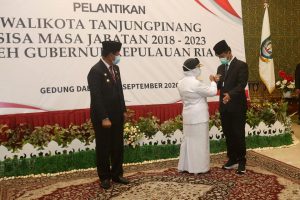 Gubernur Kepri, Isdianto bersama Wali Kota Tanjungpinang, Rahma dan Wali Kota Batam, HM Rudi